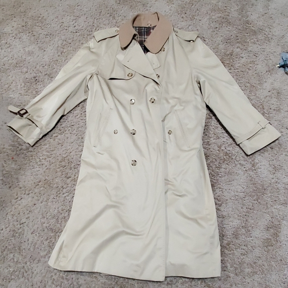 Made in Poland Trench coat - Picture 3 of 8